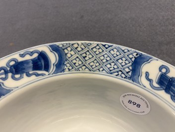 A Chinese blue and white 'klapmuts' bowl, Chenghua mark, Kangxi